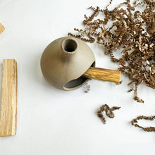 Load image into Gallery viewer, Natural Palo Santo Sticks : Ceramic Burner B