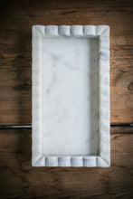Load image into Gallery viewer, Marble - White Marble Scalloped Bridge Tray