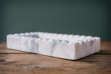 Load image into Gallery viewer, Marble - White Marble Scalloped Bridge Tray