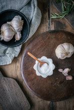 Load image into Gallery viewer, Wood  - Chapati Board Footed - Round
