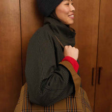 Load image into Gallery viewer, ELISA TOTE BAG TARTAN
