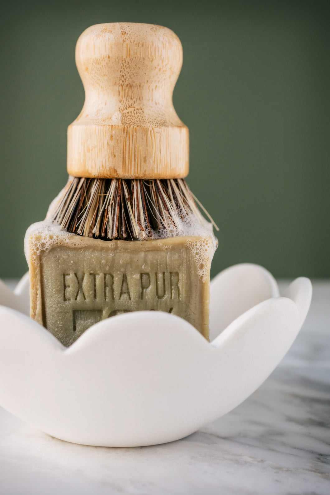 Brush-  Pot Scrubber