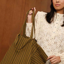 Load image into Gallery viewer, ELISA TOTE BAG TENNIS BLACK /  OLIVE
