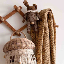 Load image into Gallery viewer, BIANCA SWADDLE MINI LEOPARD COFFEE: MINI LEOPARD / M 70x70
