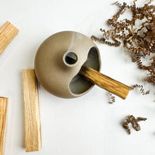 Load image into Gallery viewer, Natural Palo Santo Sticks : Ceramic Burner B
